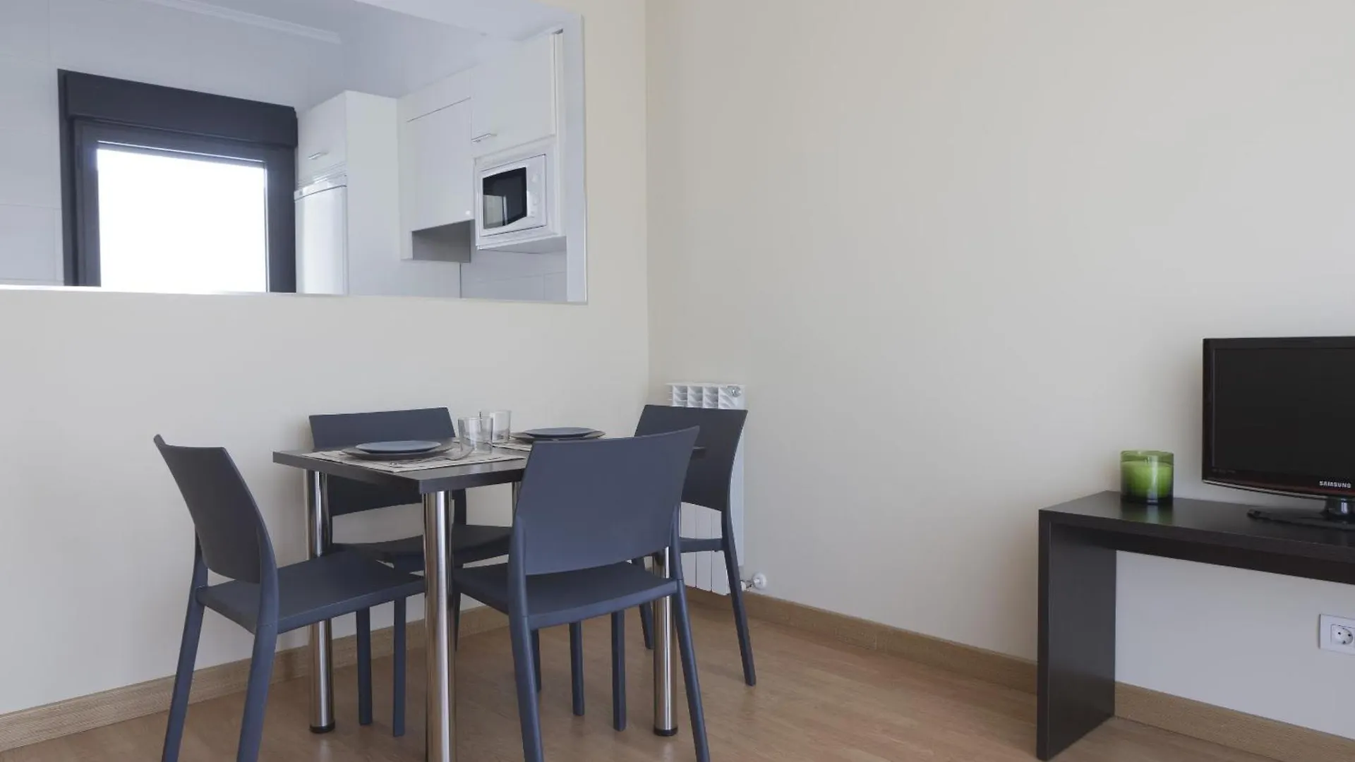 Aparthotel Jardines De Aristi Vitoria-Gasteiz